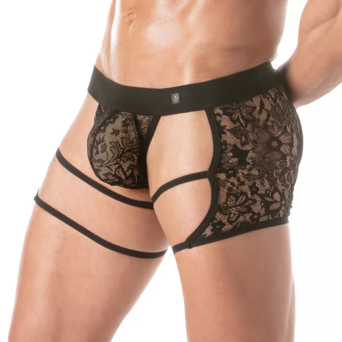 Un String en Dentelle Inspiré des Chaps Pour Homme de TOF Paris