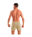 Homme Portant Un Short Chino Beige