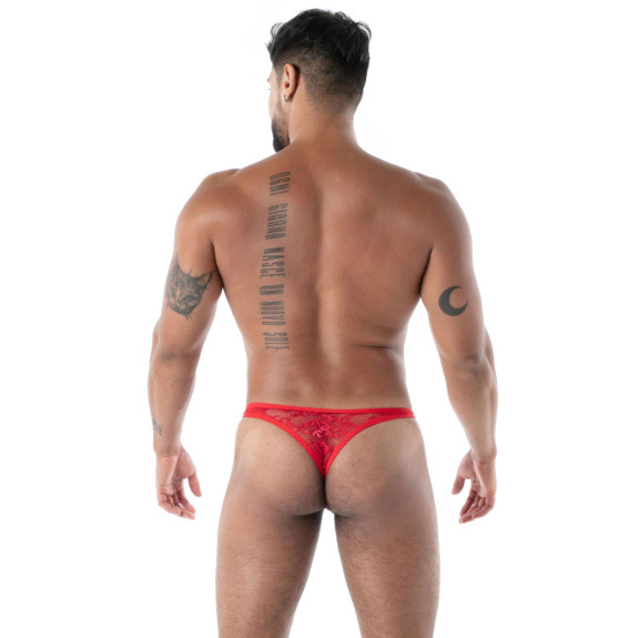 String en dentelle rouge de dos