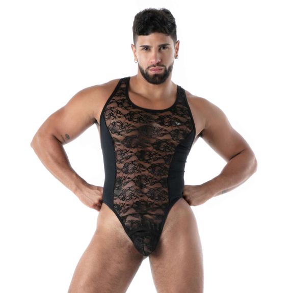 body string en dentelle noir de face