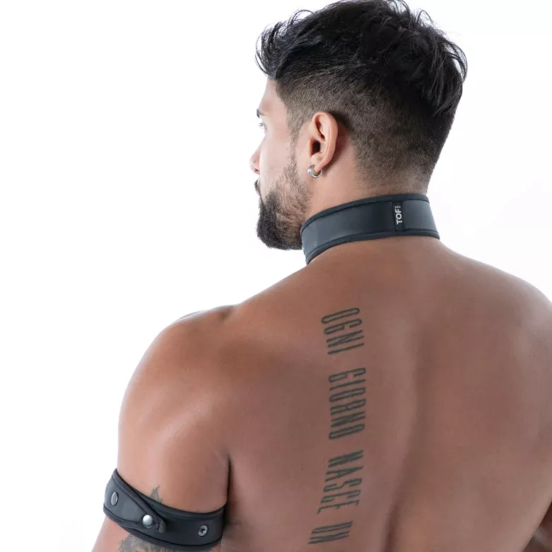 Collier en neoprene  noir de dos