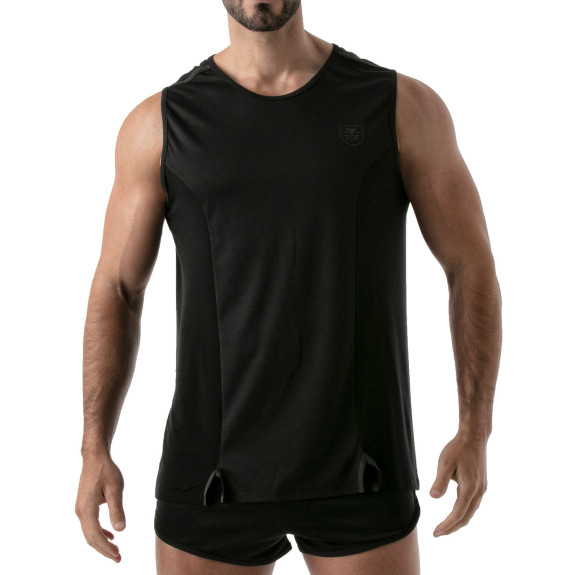 Total protection tank top black
