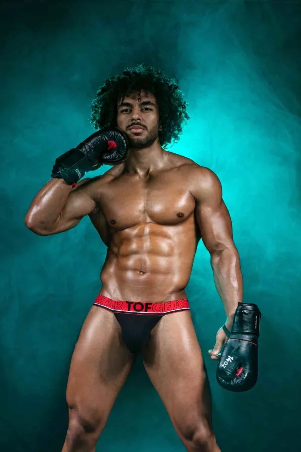 String Sans Ficelle Homme Noir - Confort et Style Audacieux | TOF Paris