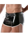 short vinyl noir et blanc de profil plan sérré