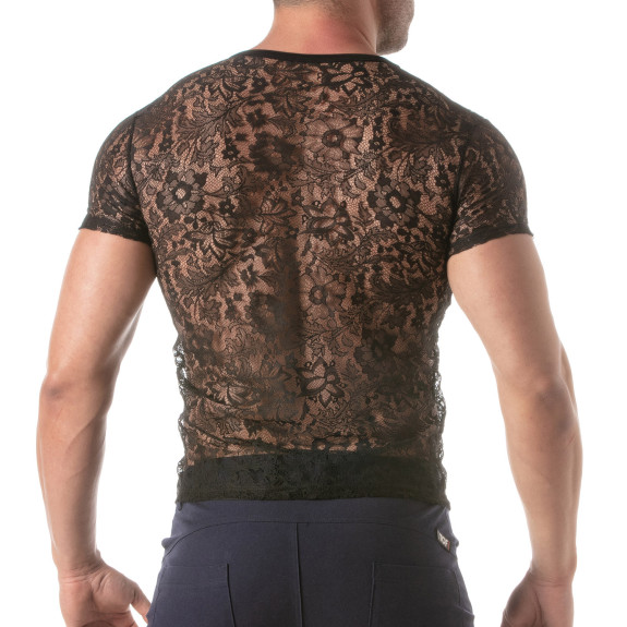 Men wearing a Lace T-shirt Black Back